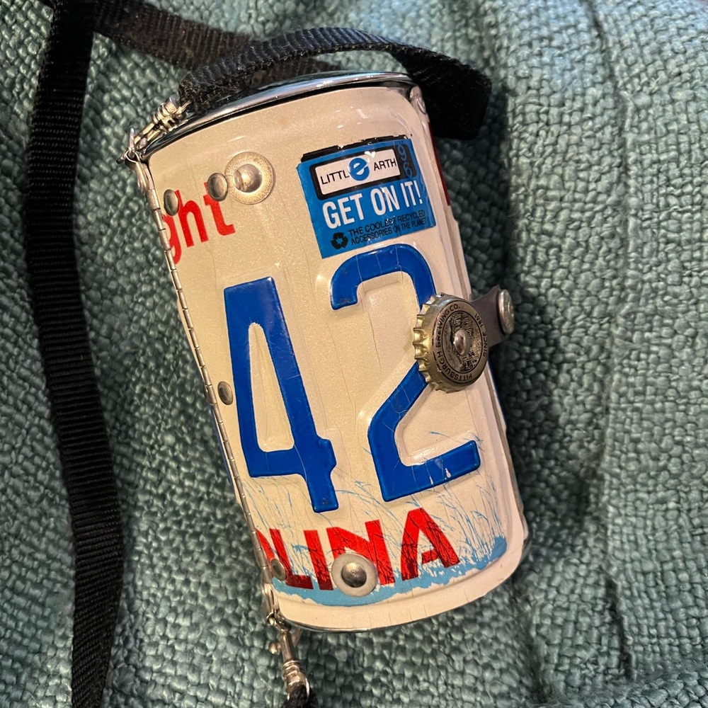 Metal license plate mini purse.
